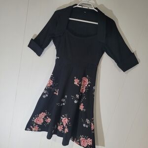 Black Wide Neck Collar Pink Floral Pattern Skirt, No Size Tag So See Pics.